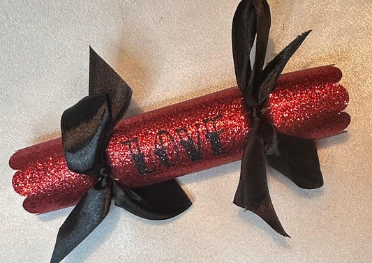 10 x Small Red Sparkle Crackers