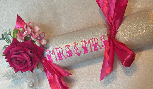 10 x Large White Sparkle Crackers