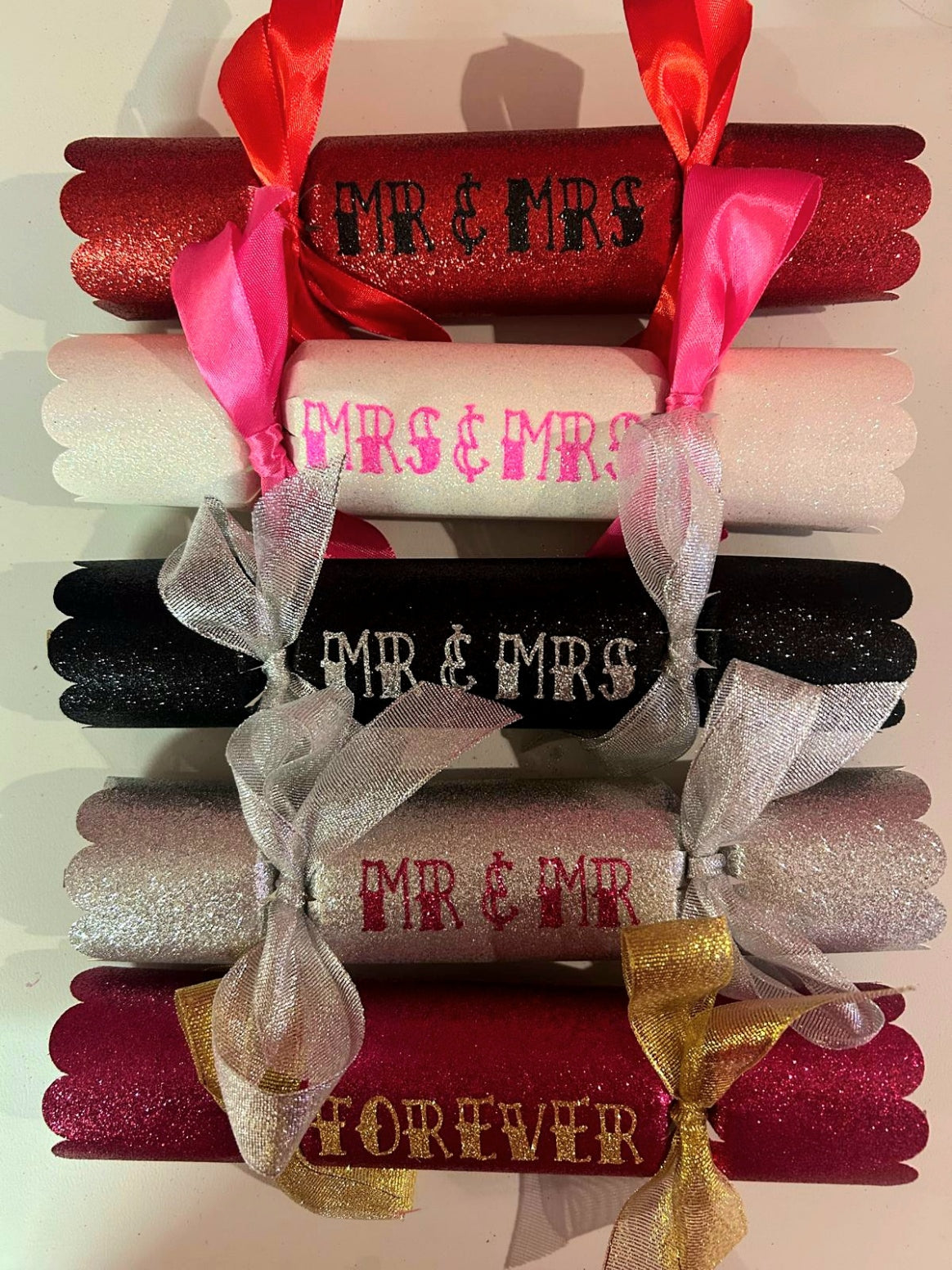 10 x Large Pink Sparkle Crackers