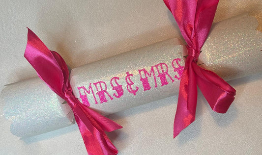 10 x Small White Sparkle Crackers